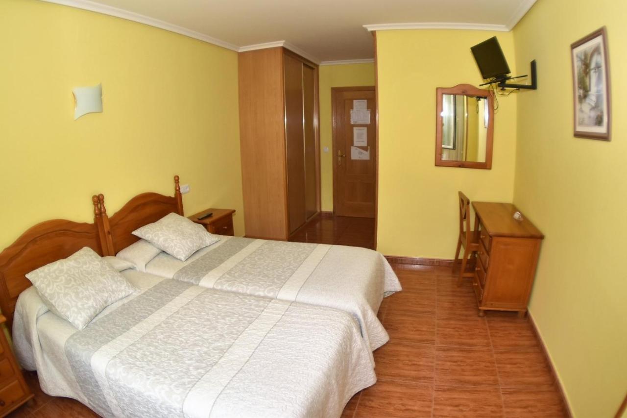 Montana Palentina Hotel Guardo Exterior photo